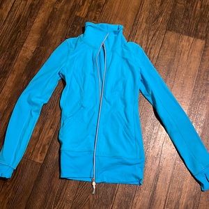 Lululemon jacket (never worn)